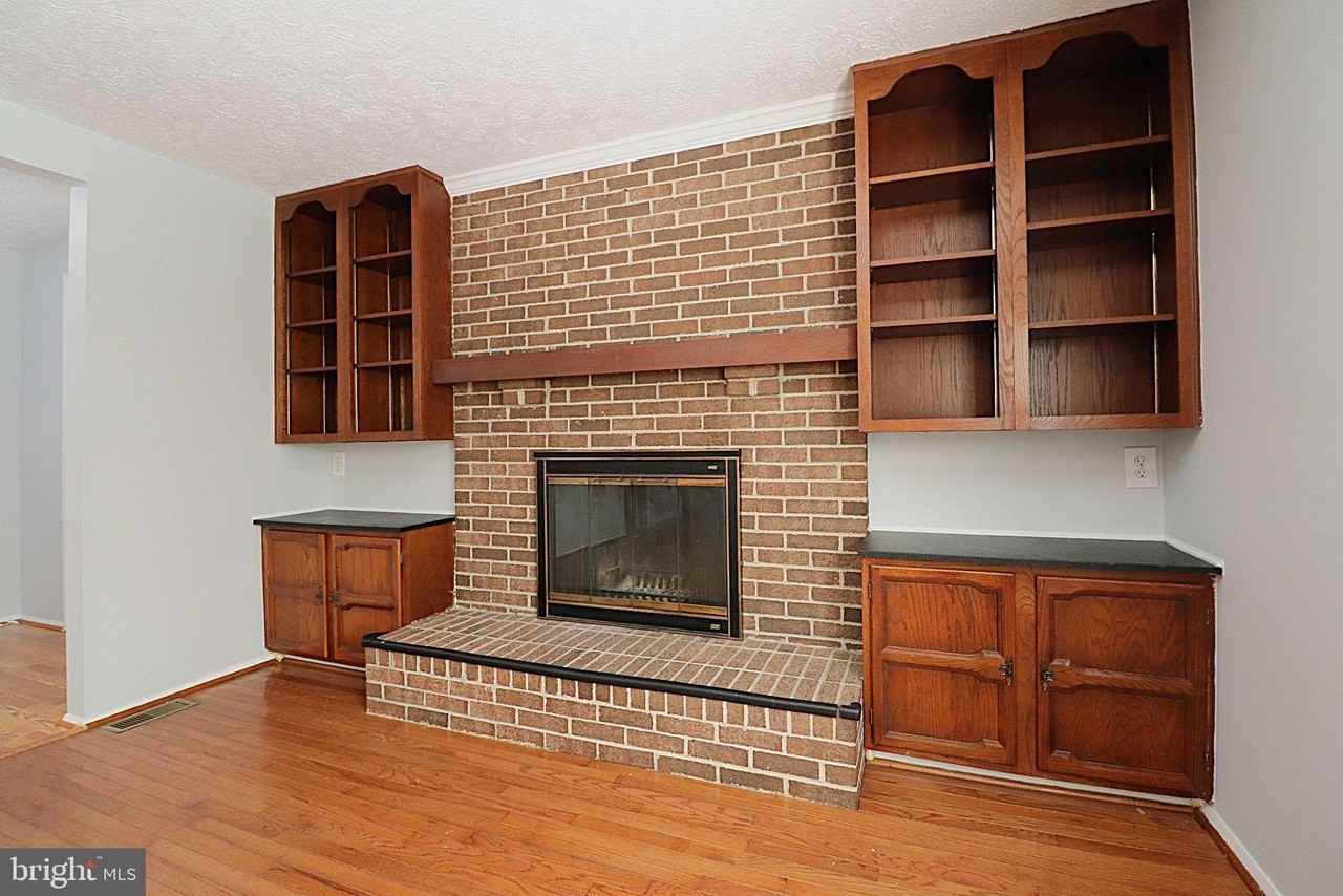 7518 Weatherby Dr - Photo 5 of 44