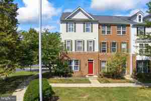 featured image of 3556 Woodlake Dr #17
