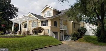 featured image of 9000 Colesville Rd