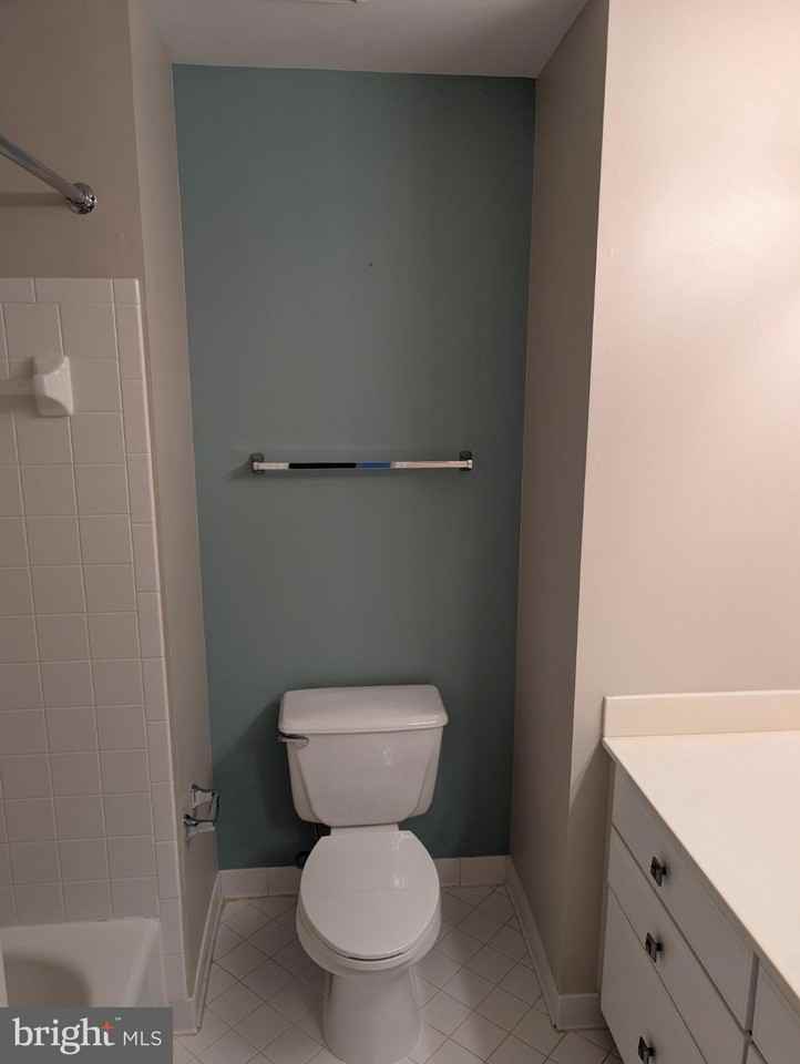 12348 Woodwalk Ter - Photo 5 of 16
