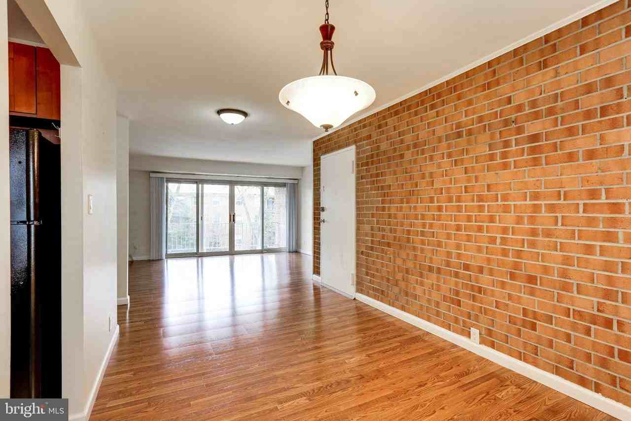 5968 Westchester Park Dr #5968-301 - Photo 7 of 32