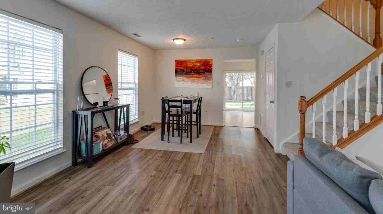 22082 Saint Clements Cir - Photo 5 of 22