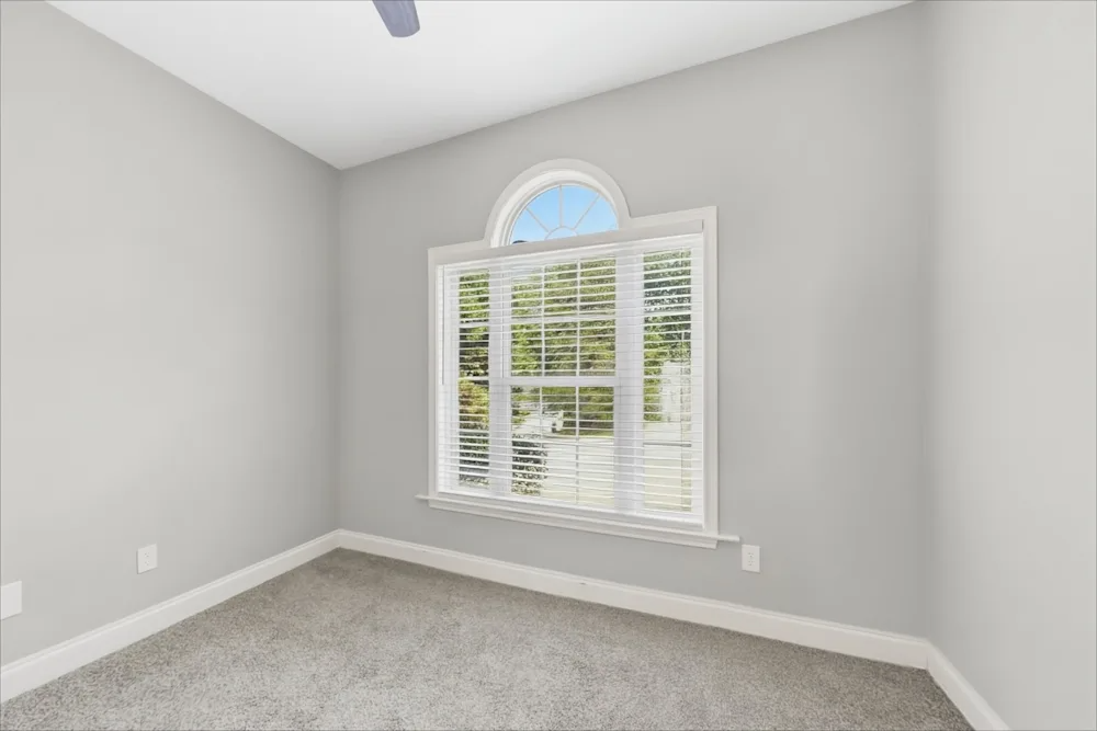 2366 Eagle Glen Ct #NA - Photo 5 of 8