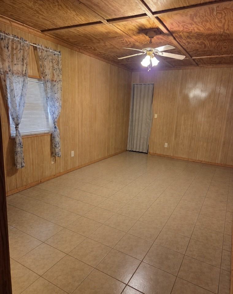 3029 Nuns Cove Rd #NA - Photo 5 of 9