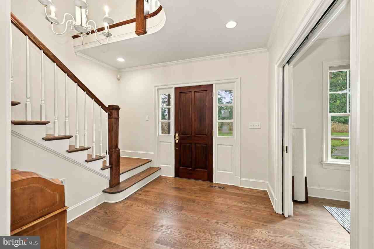 9617 Unionville Rd - Photo 5 of 50