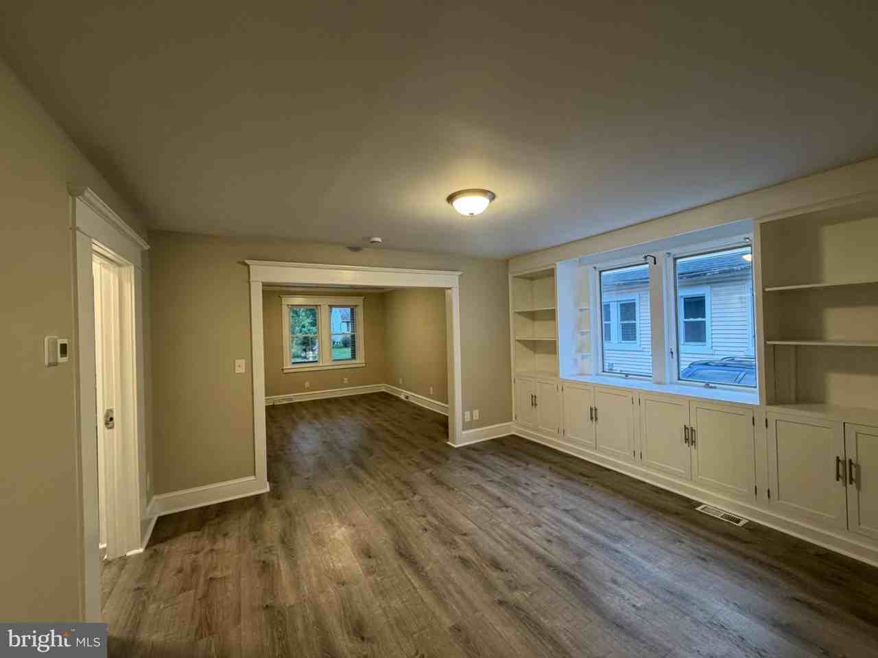 704 N Lenola Rd - Photo 5 of 17