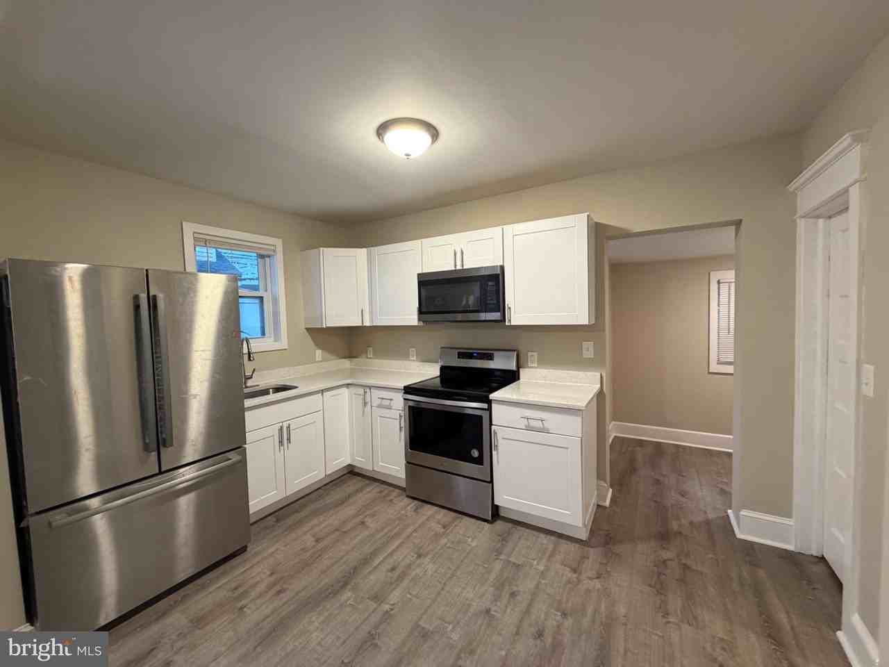 704 N Lenola Rd - Photo 6 of 17