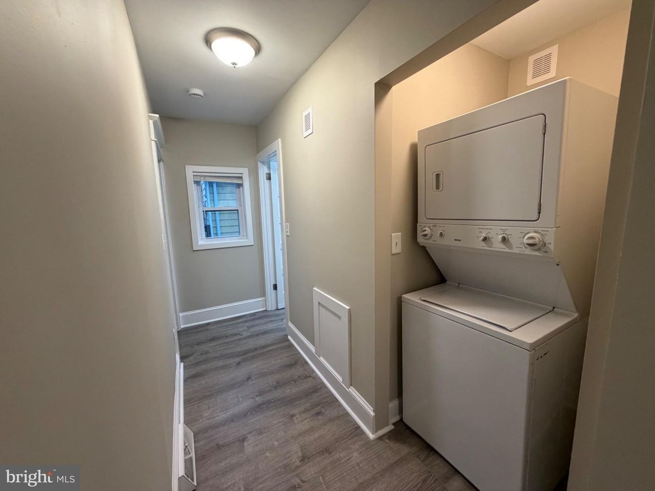 704 N Lenola Rd - Photo 7 of 17