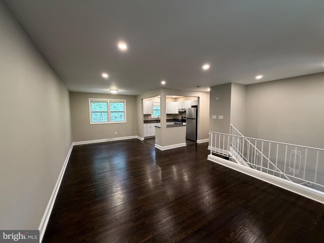 302 Washington Ave - Photo 3 of 14