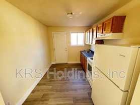 2110 Phaup St #B - Photo 1 of 1