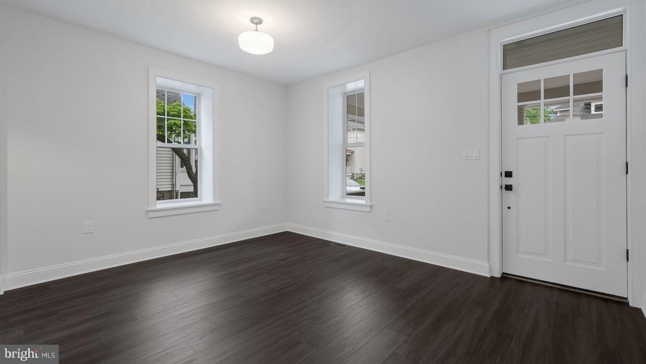 115 Harvey Ave #115-1 - Photo 5 of 24