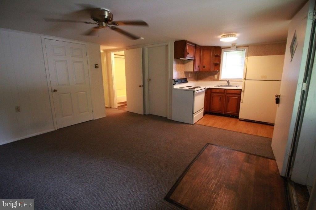 161 Eden Rd - Photo 3 of 7