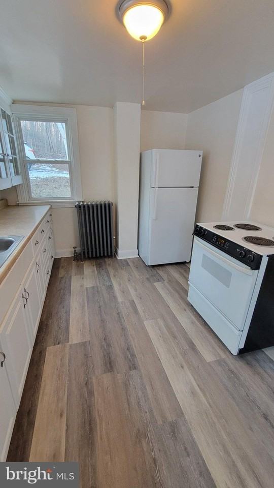 289 Arcola Rd - Photo 3 of 22