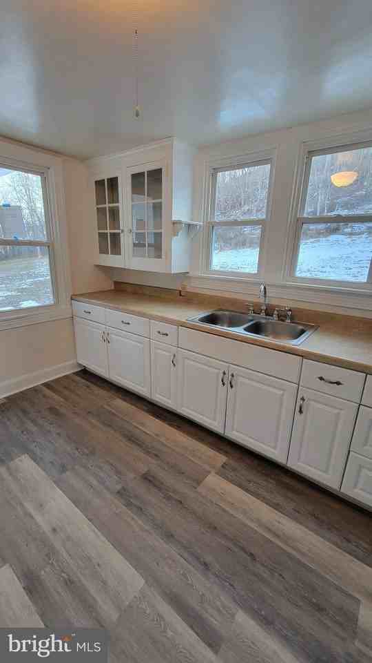 289 Arcola Rd - Photo 5 of 22