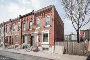 1348 N Dover St - Photo 1 of 1
