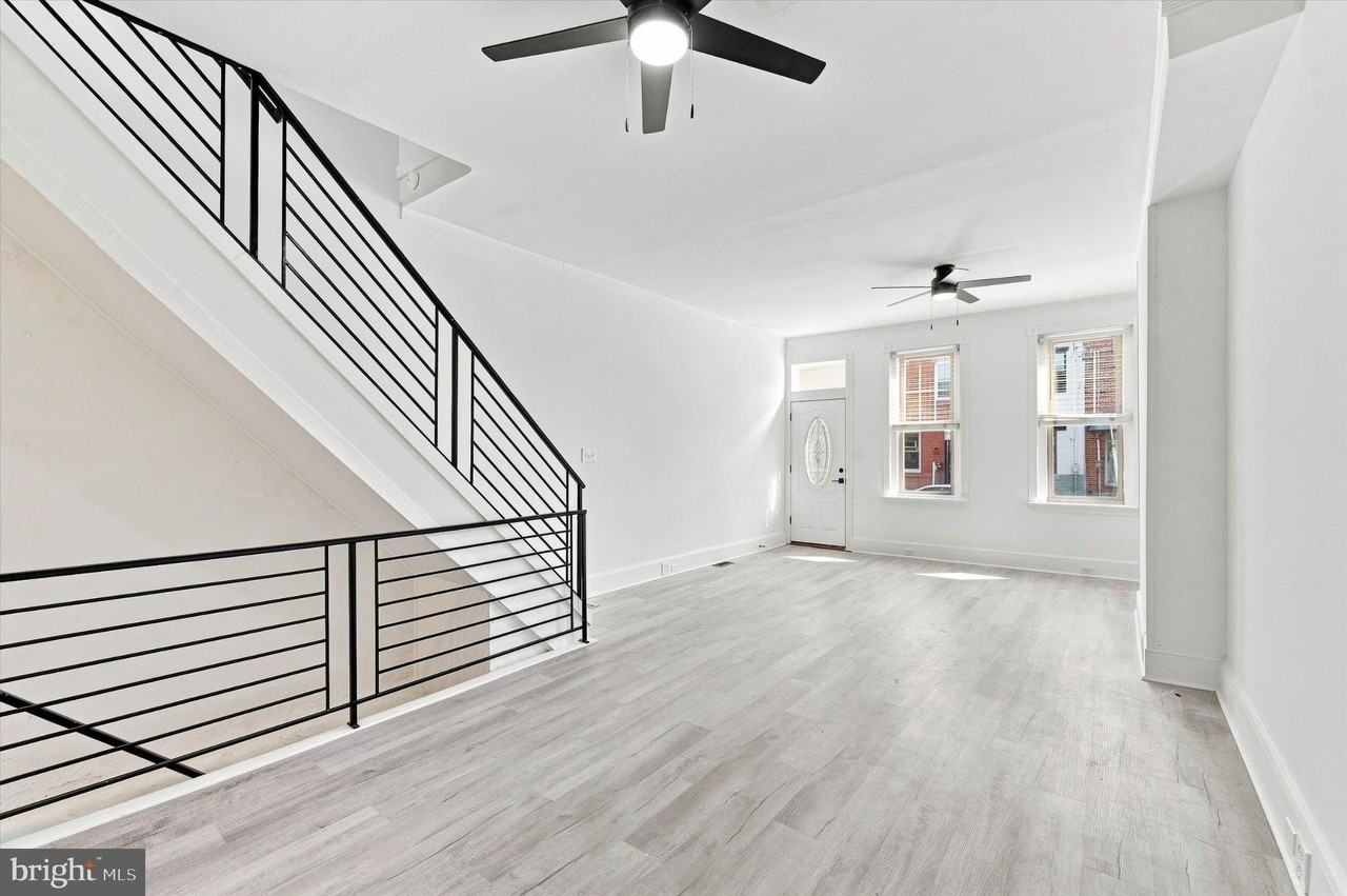 2428 E Huntingdon St - Photo 3 of 16