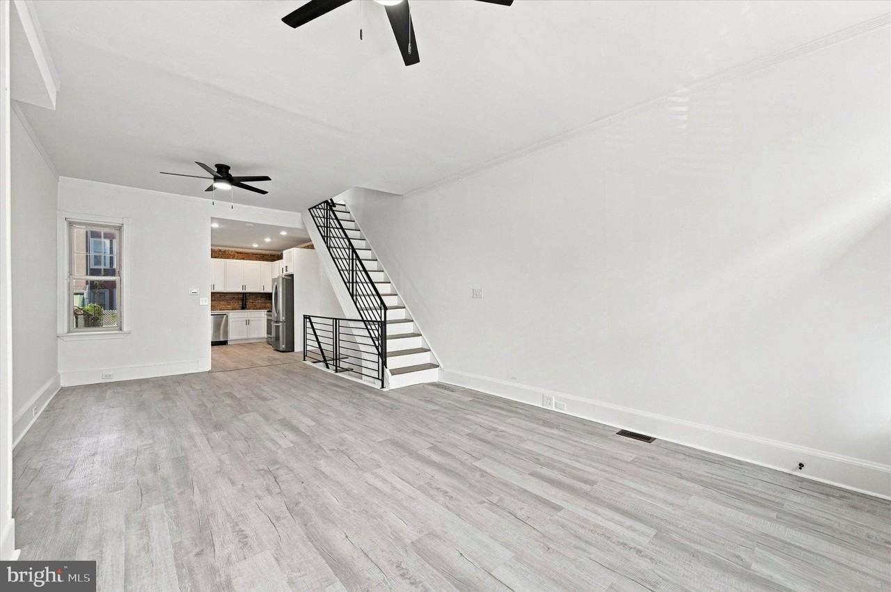 2428 E Huntingdon St - Photo 4 of 16
