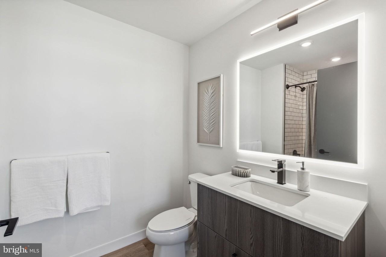 1122 Frankford Ave #323 - Photo 6 of 17