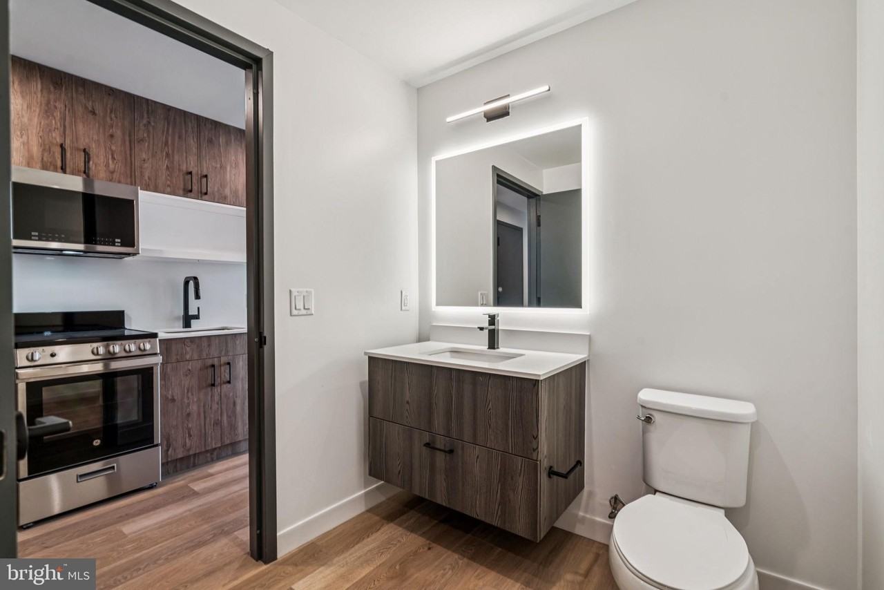 1122 Frankford Ave #501 - Photo 6 of 40