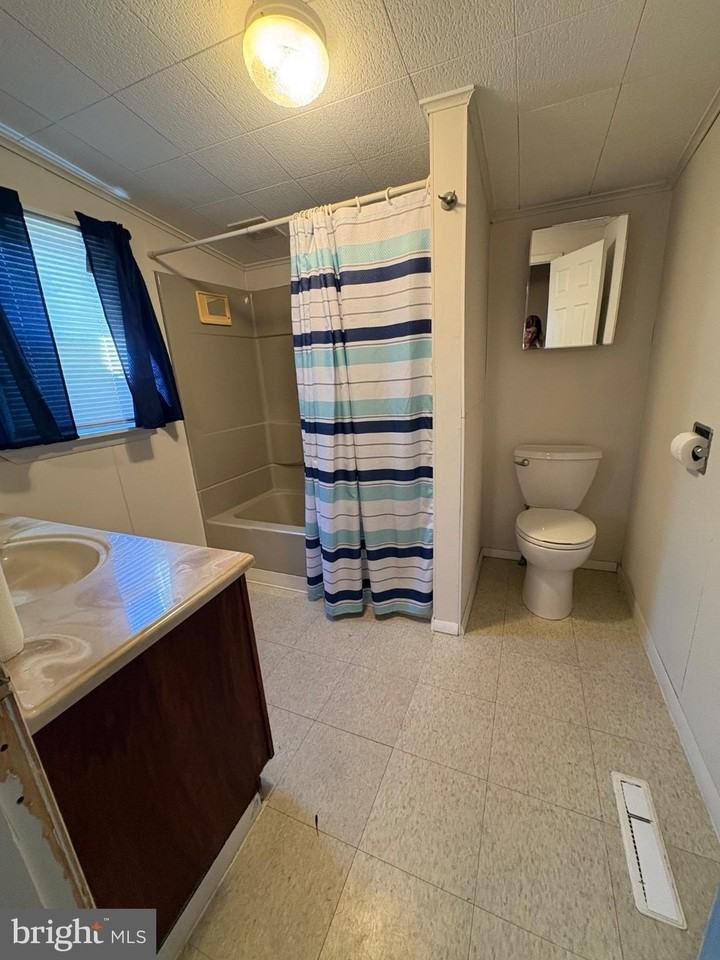 802 Grant St - Photo 6 of 14