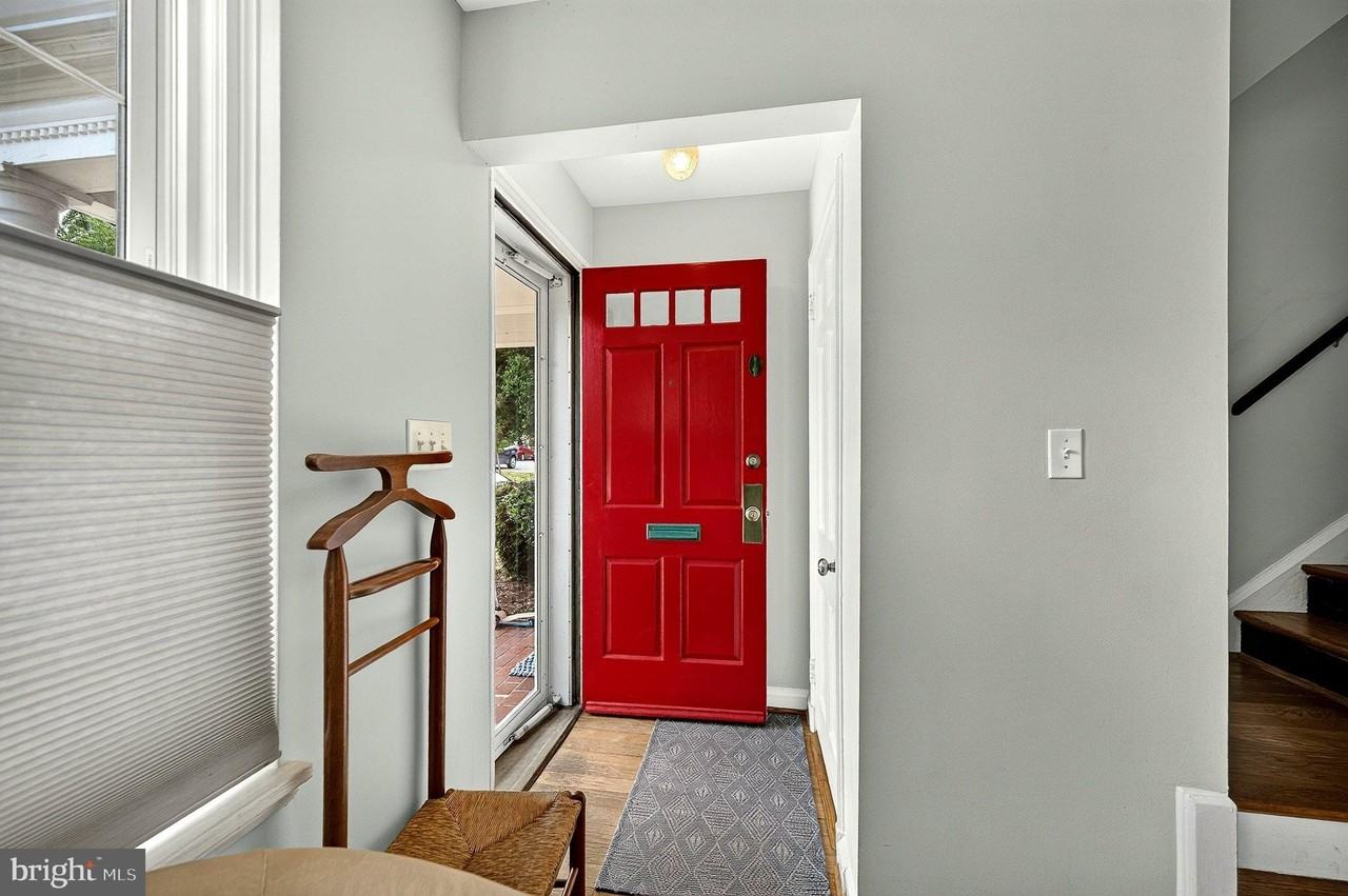 3328 S Wakefield St #A - Photo 2 of 31