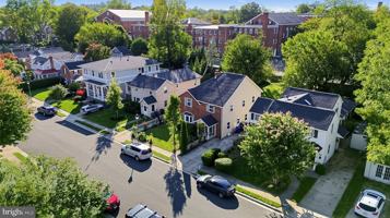 featured image of 1132 N Kentucky St