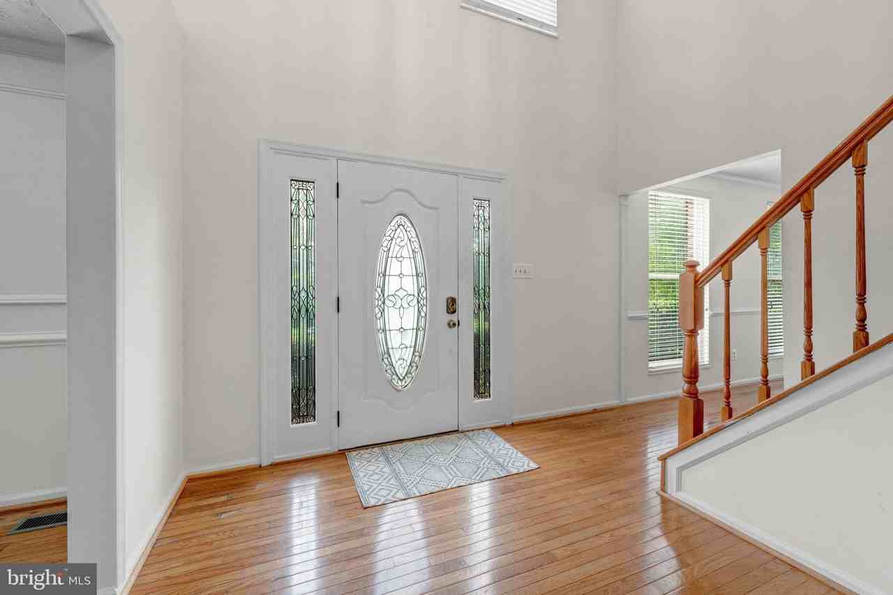 1425 Cellar Creek Way - Photo 2 of 43