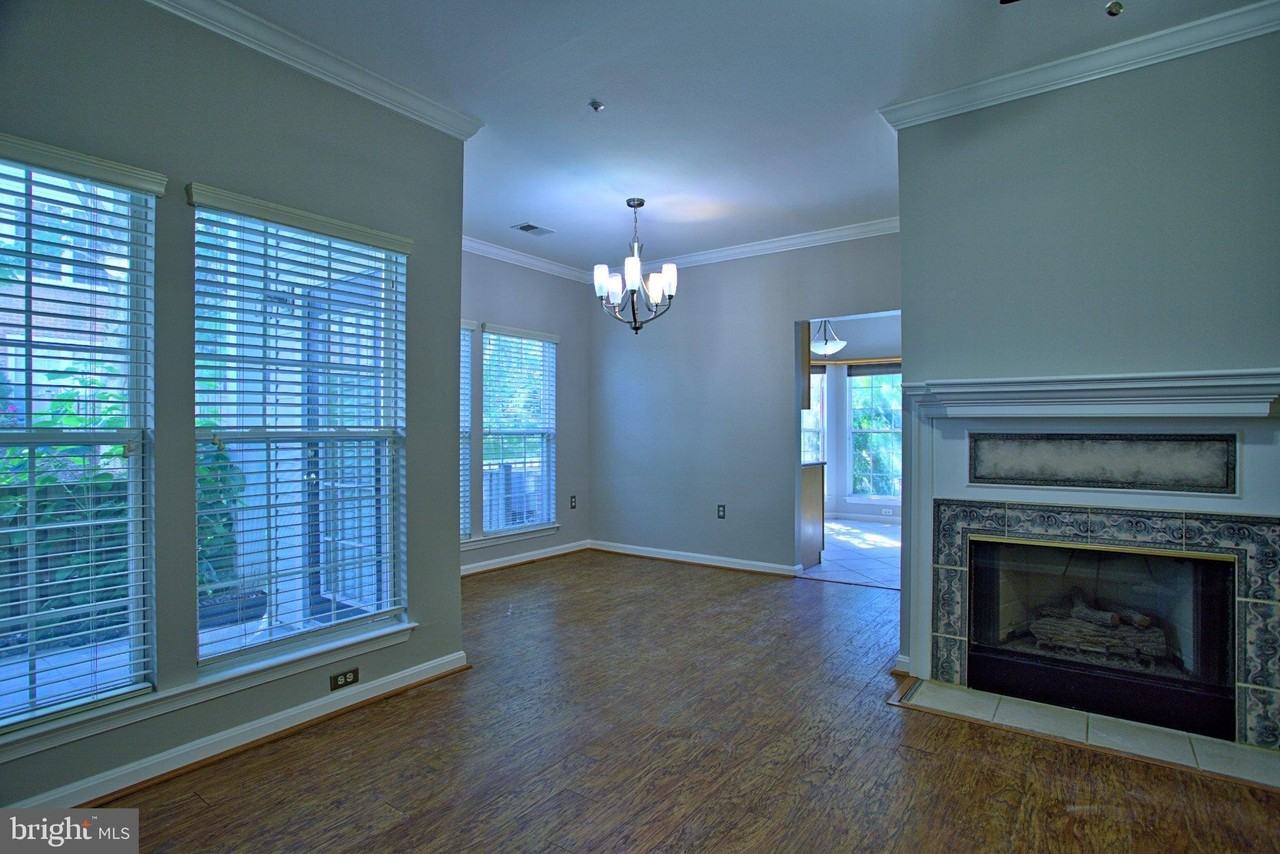 4139 Fountainside Ln #102 - Photo 5 of 21