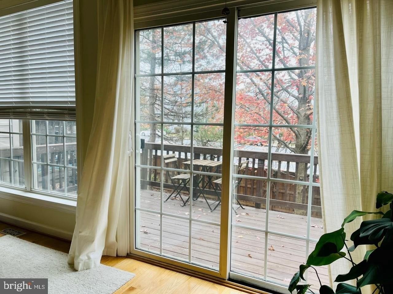 11431 Log Ridge Dr - Photo 3 of 12