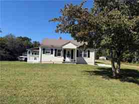 191 Hillcrest Dr - Photo 1 of 1