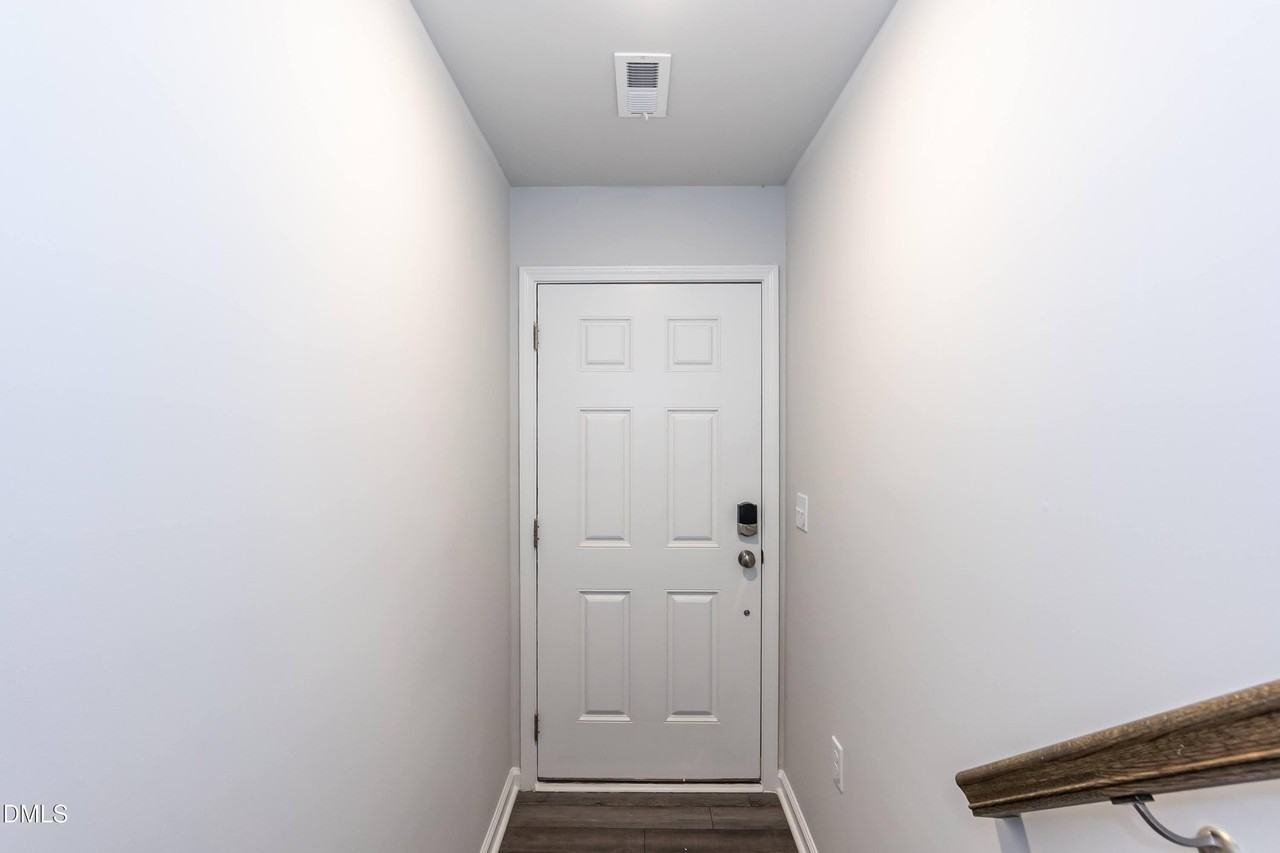 1102 Lily Loch Way - Photo 7 of 50