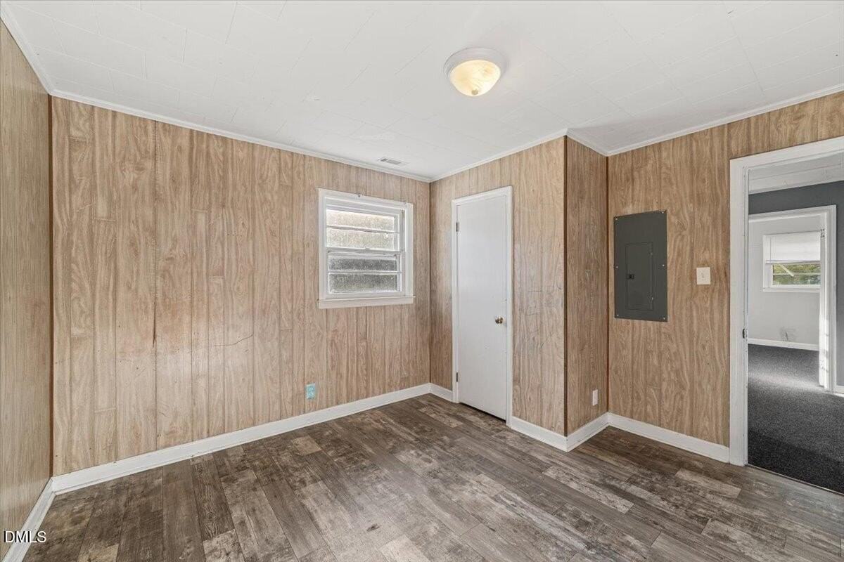 1110 Murphy Rd - Photo 3 of 23
