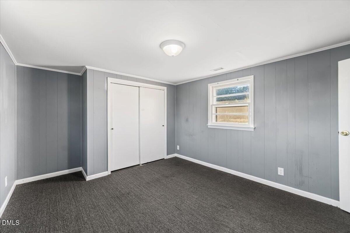1110 Murphy Rd - Photo 6 of 23
