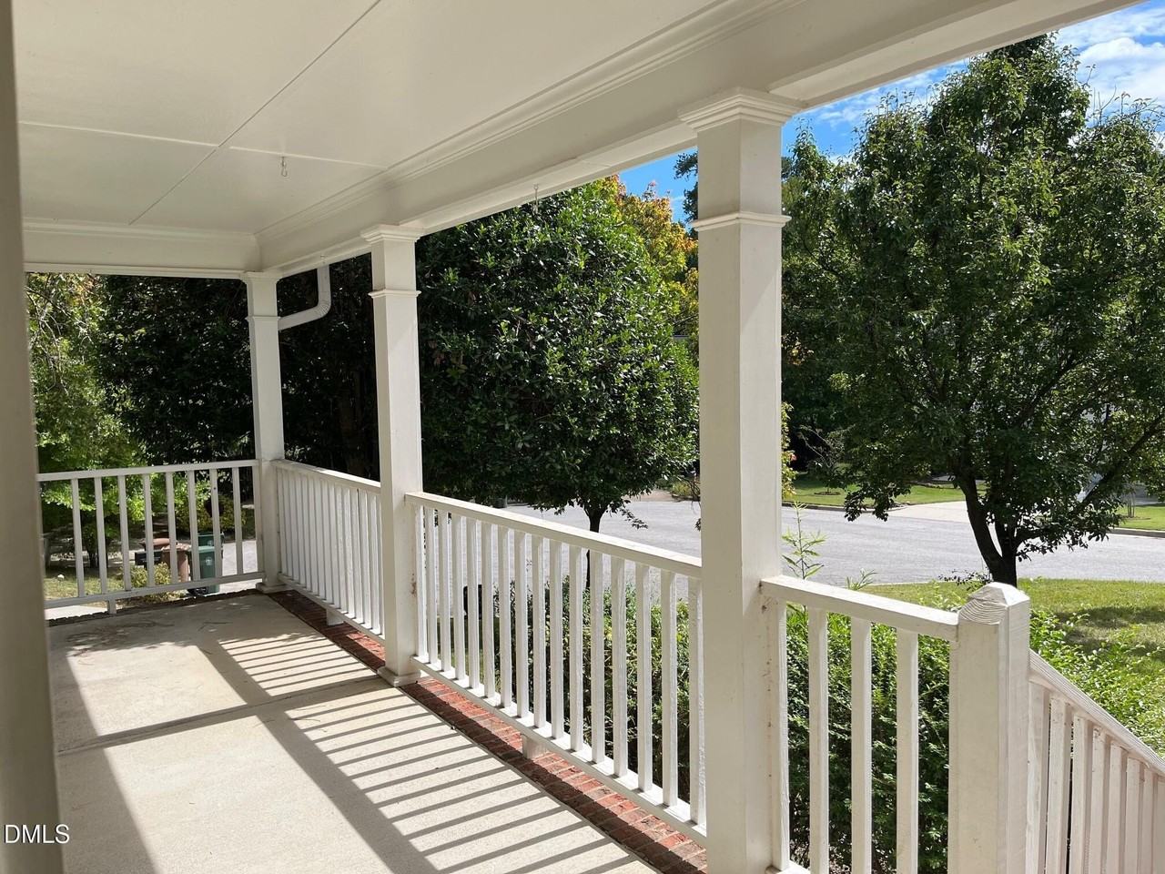101 Cockleshell Ct - Photo 2 of 19