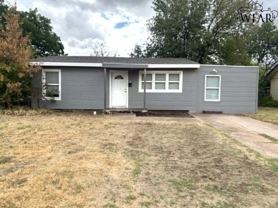 2911 Cunningham Dr - Photo 1 of 1