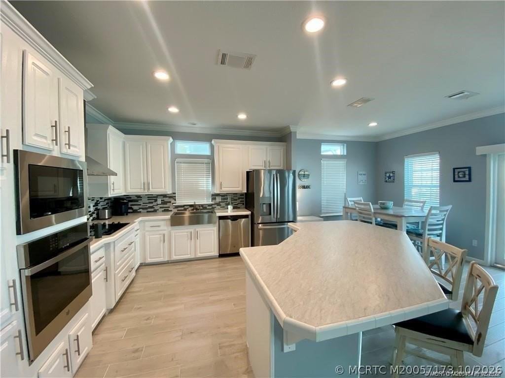 86 Ne Ocean Breeze Dr - Photo 7 of 29