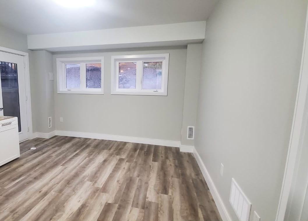 550 Brealey Drive #14 - Photo 5 of 18