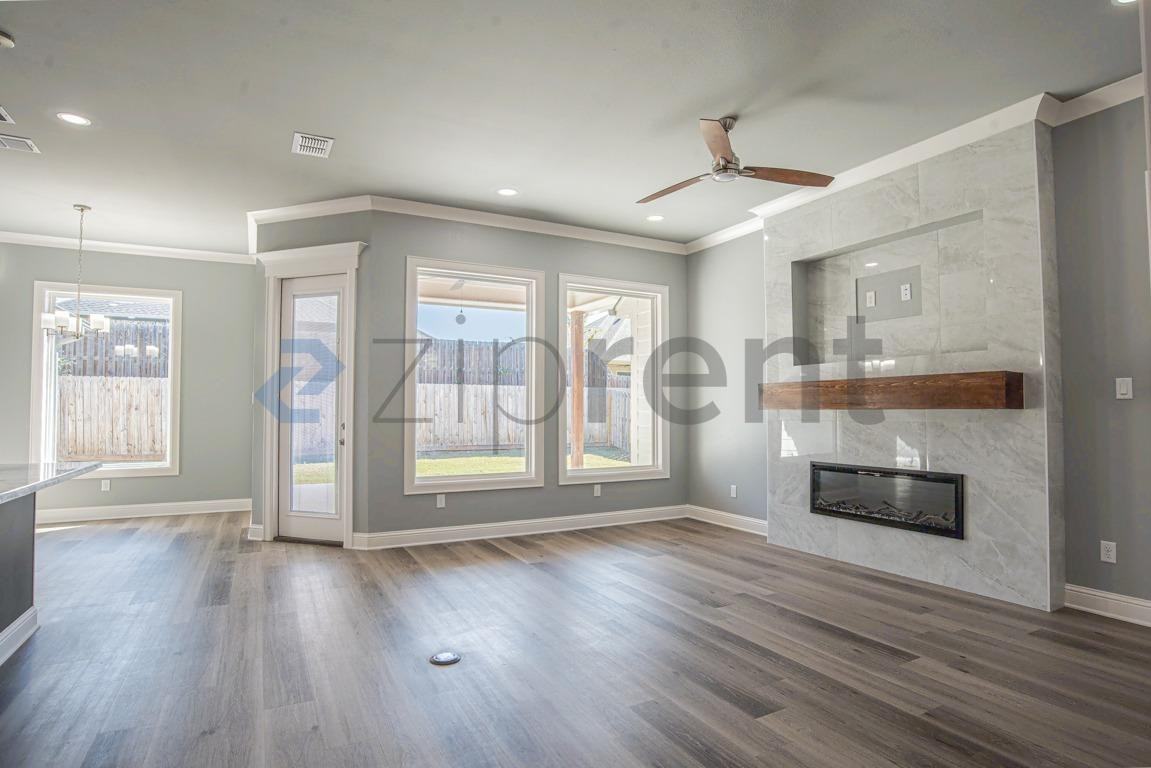 913 Alex Dr - Photo 5 of 26