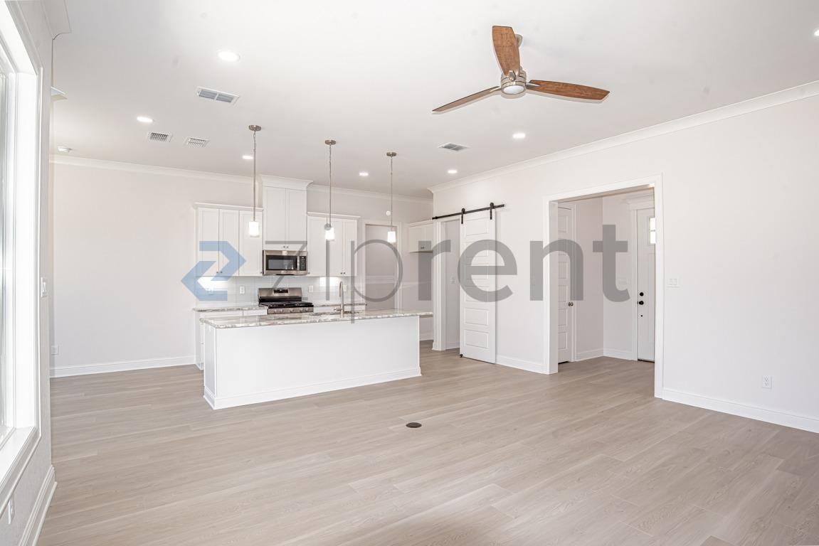 905 Alex Dr - Photo 7 of 27
