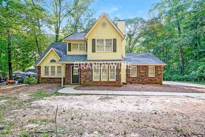 47 Lake Ct - Photo 2 of 24