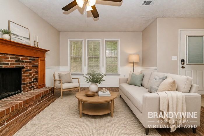 47 Lake Ct - Photo 3 of 24