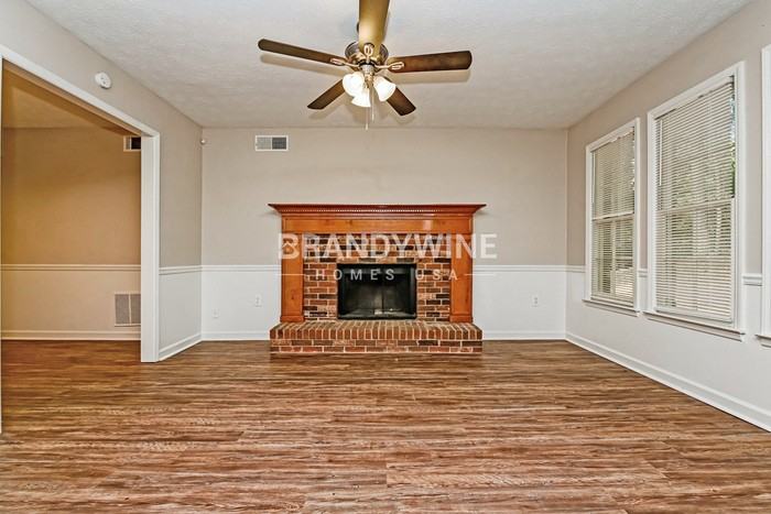 47 Lake Ct - Photo 5 of 24