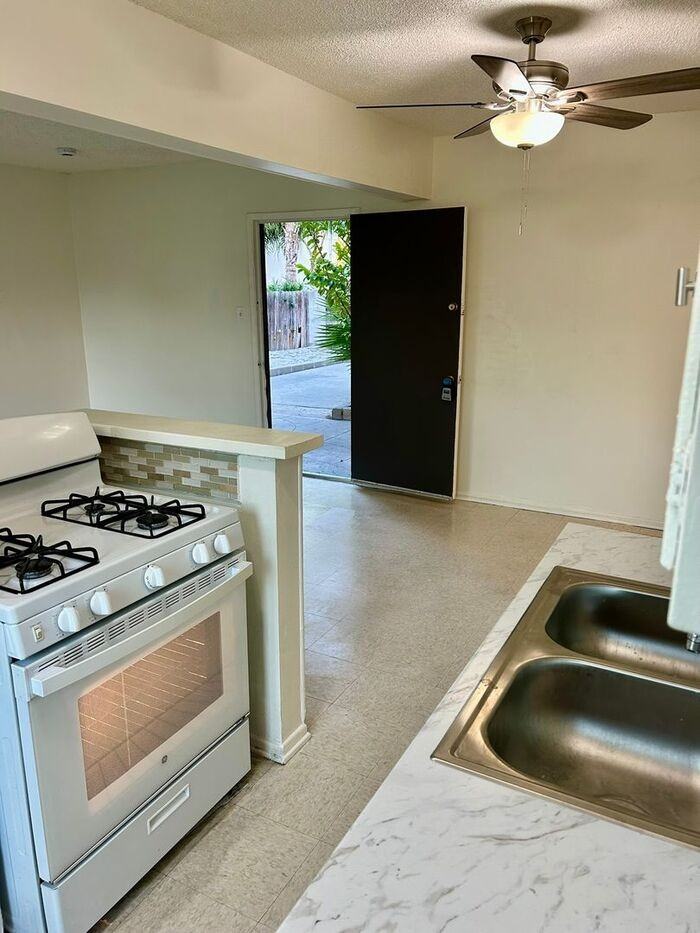 9562 Maureen Dr #1 - Photo 7 of 21