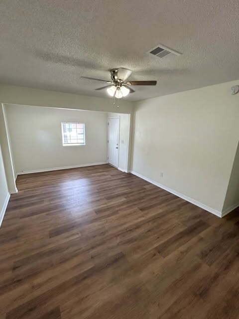 637 Blodgetts Ln - Photo 6 of 18