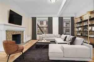 featured image of 310 W 99th St #206