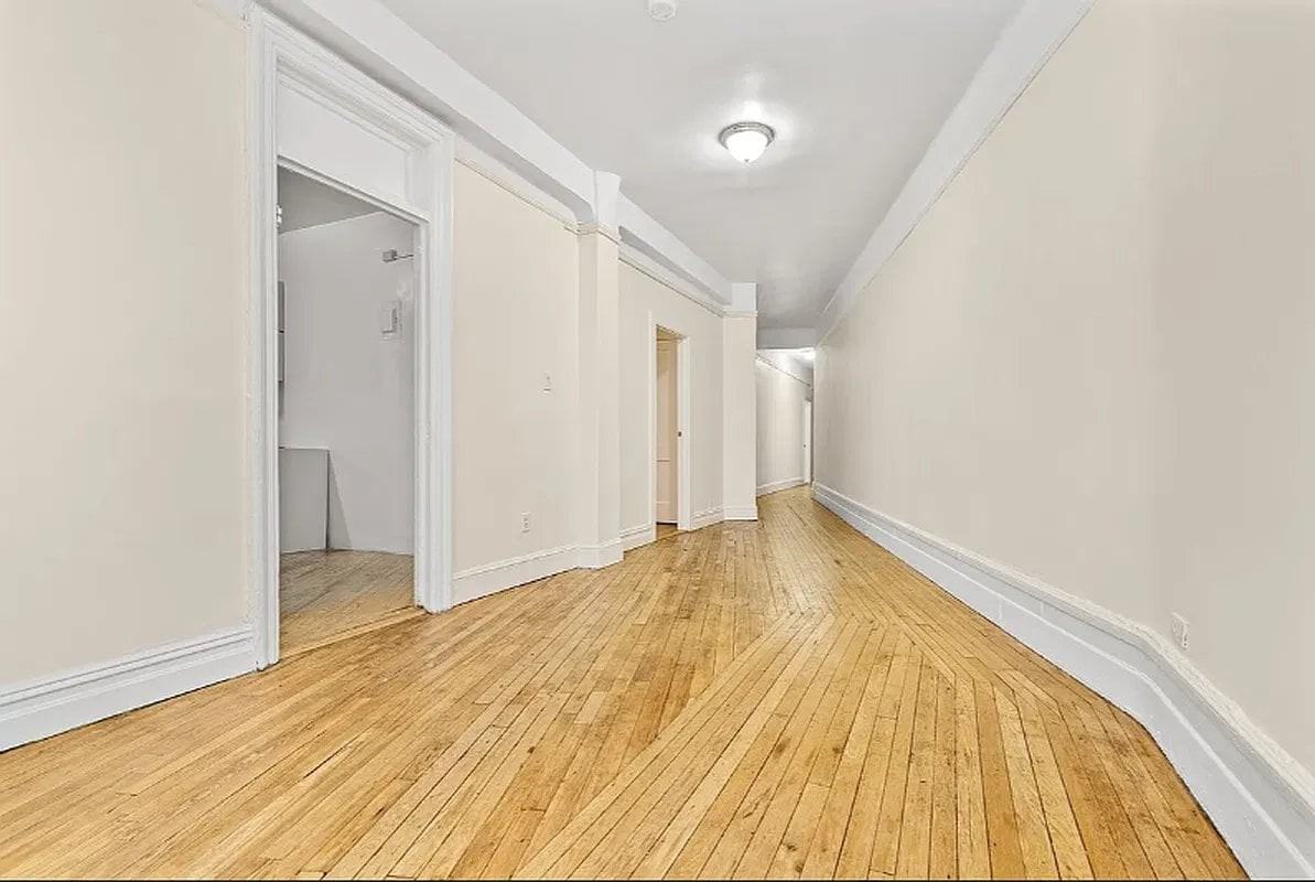 310 W 99th St #206 - Photo 4 of 6
