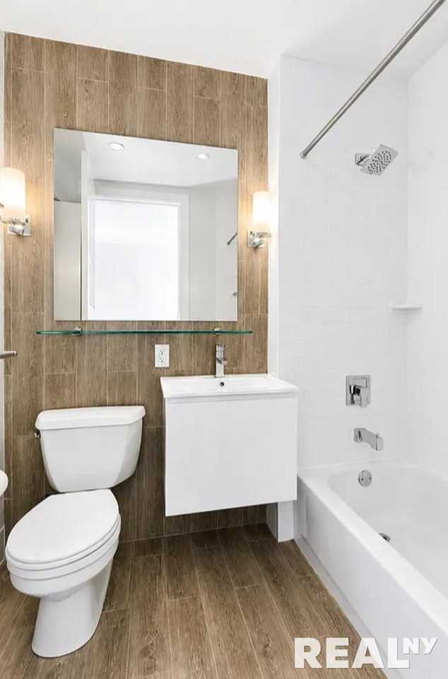 50 Murray St #1302 - Photo 5 of 5