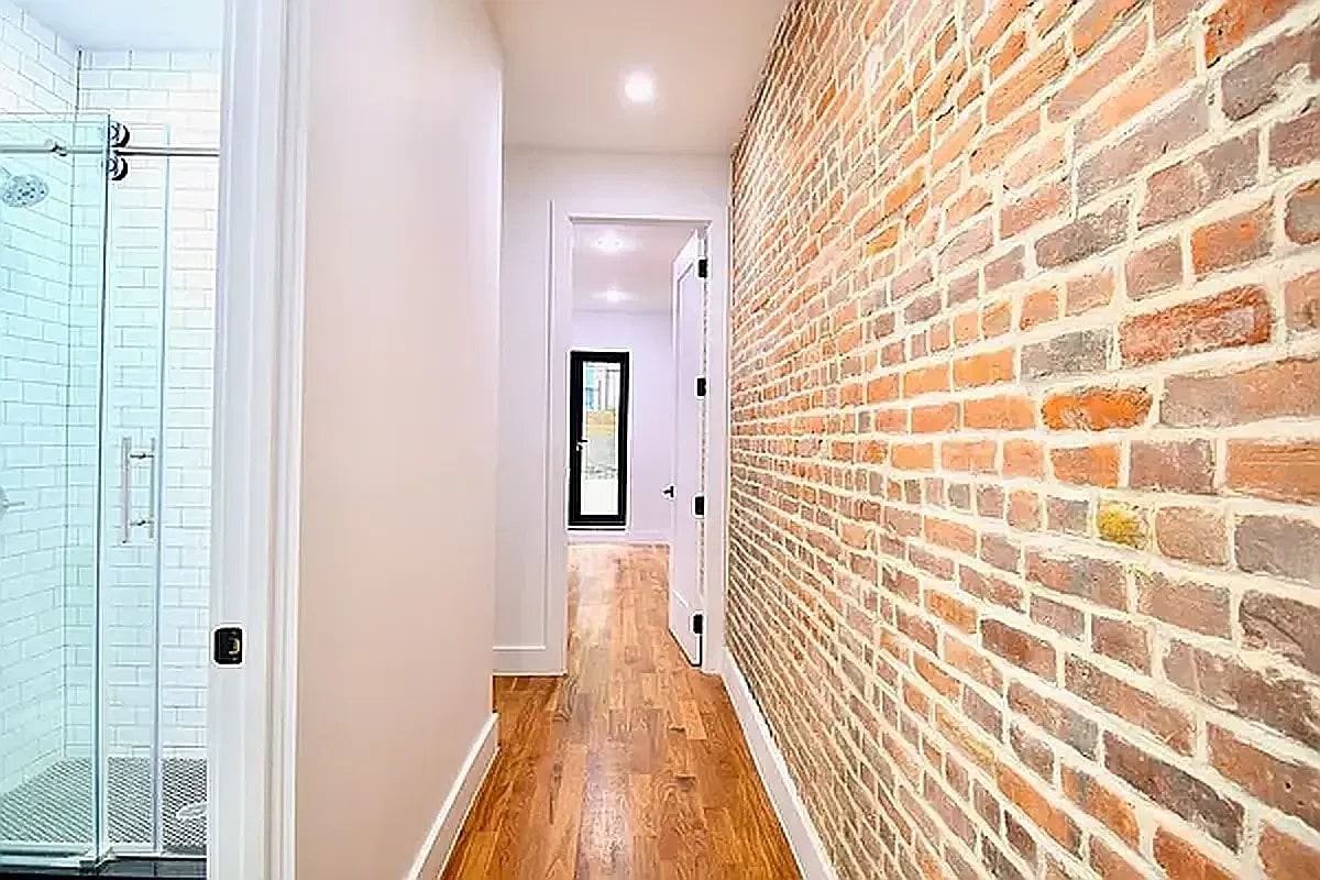 588 Quincy St #5 - Photo 7 of 9