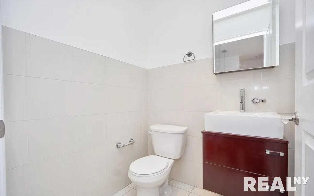 4th Ave #5E - Photo 2 of 12