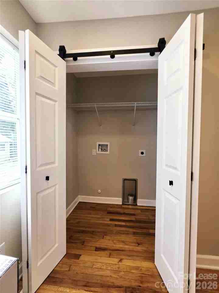 2029 Wilson Ave - Photo 7 of 17